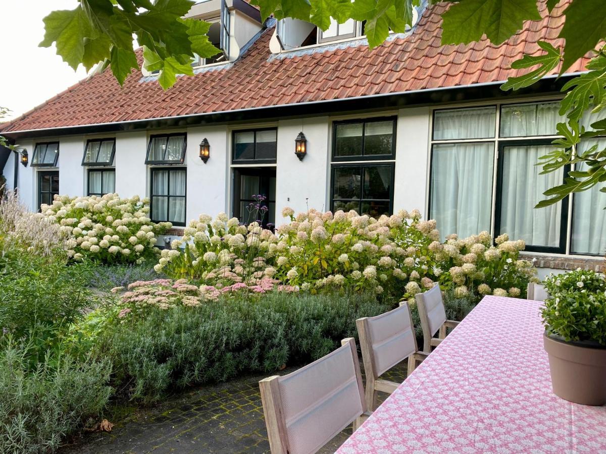 Maison De Sas Bed & Breakfast Ларен Екстериор снимка