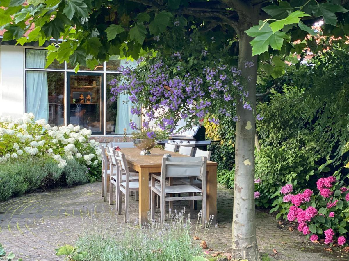 Maison De Sas Bed & Breakfast Ларен Екстериор снимка