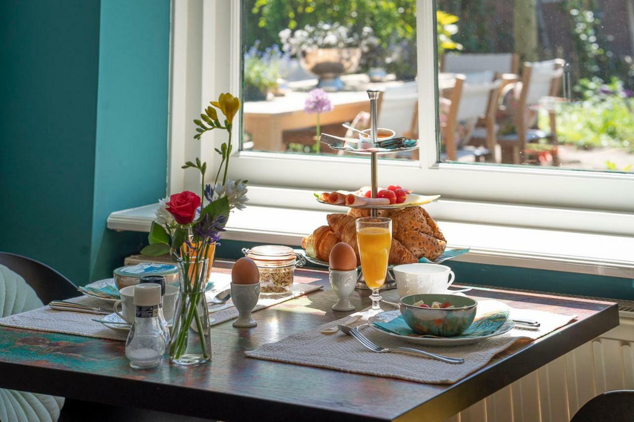 Maison De Sas Bed & Breakfast Ларен Екстериор снимка